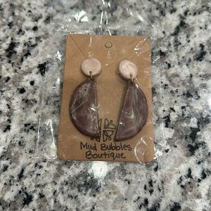 Mud Bubbles Boutique earrings